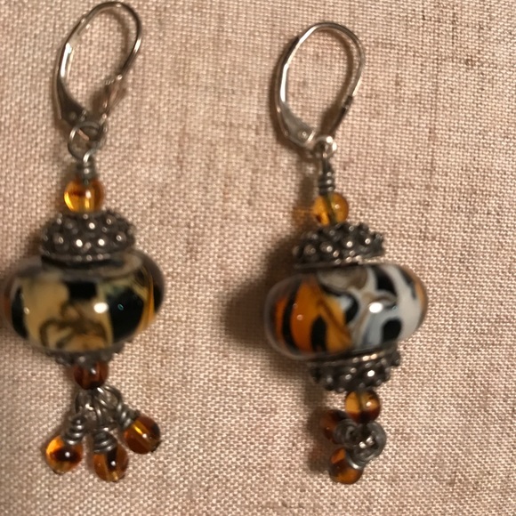 💛Beautiful hippy earrings with silver and beads🧡 - Picture 2 of 5